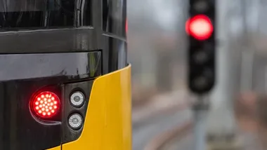 Zamknięty przejazd w Sosnowcu zmienia kursowanie tramwajów także w Dąbrowie