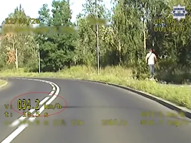 39-latek na hulajnodze przekroczył limit i miał blisko promil alkoholu